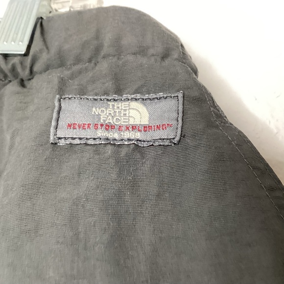 The North Face Belted Cargo Shorts XXL - Picture 6 of 7